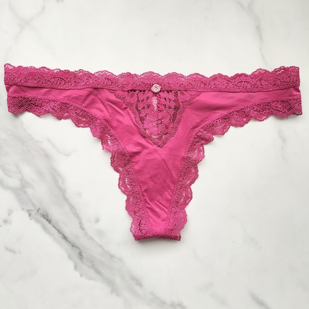 NWT VICTORIA'S SECRET DREAM ANGELS LACE-TRIM THONG PANTY IN LUSCIOUS ROSE S/XL